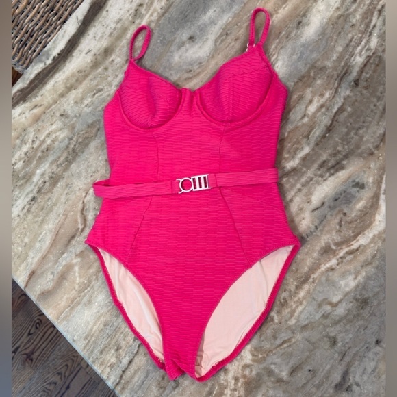 Women’s SOLID & STRIPED The Spencer One Piece Swimsuit Strawberry- Sz Small - Picture 2 of 7